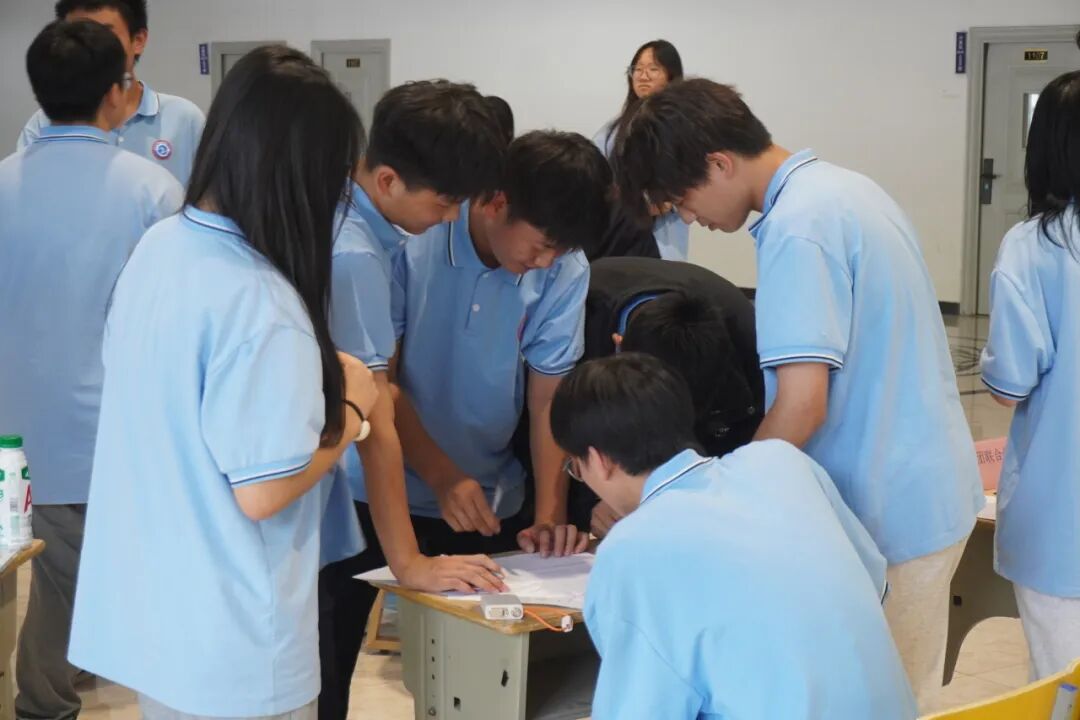 匯萃添新翼 薪火續(xù)華章 | 浙江省廣播電視中等專業(yè)學(xué)校塘棲校區(qū)學(xué)生會納新！(圖4)